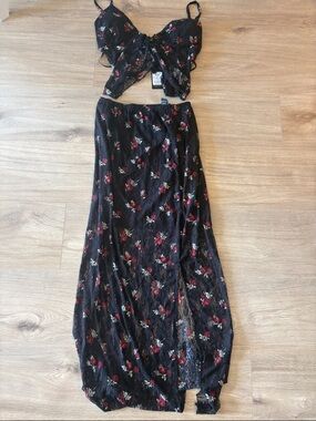 Forever 21 Black Floral Midi Skirt